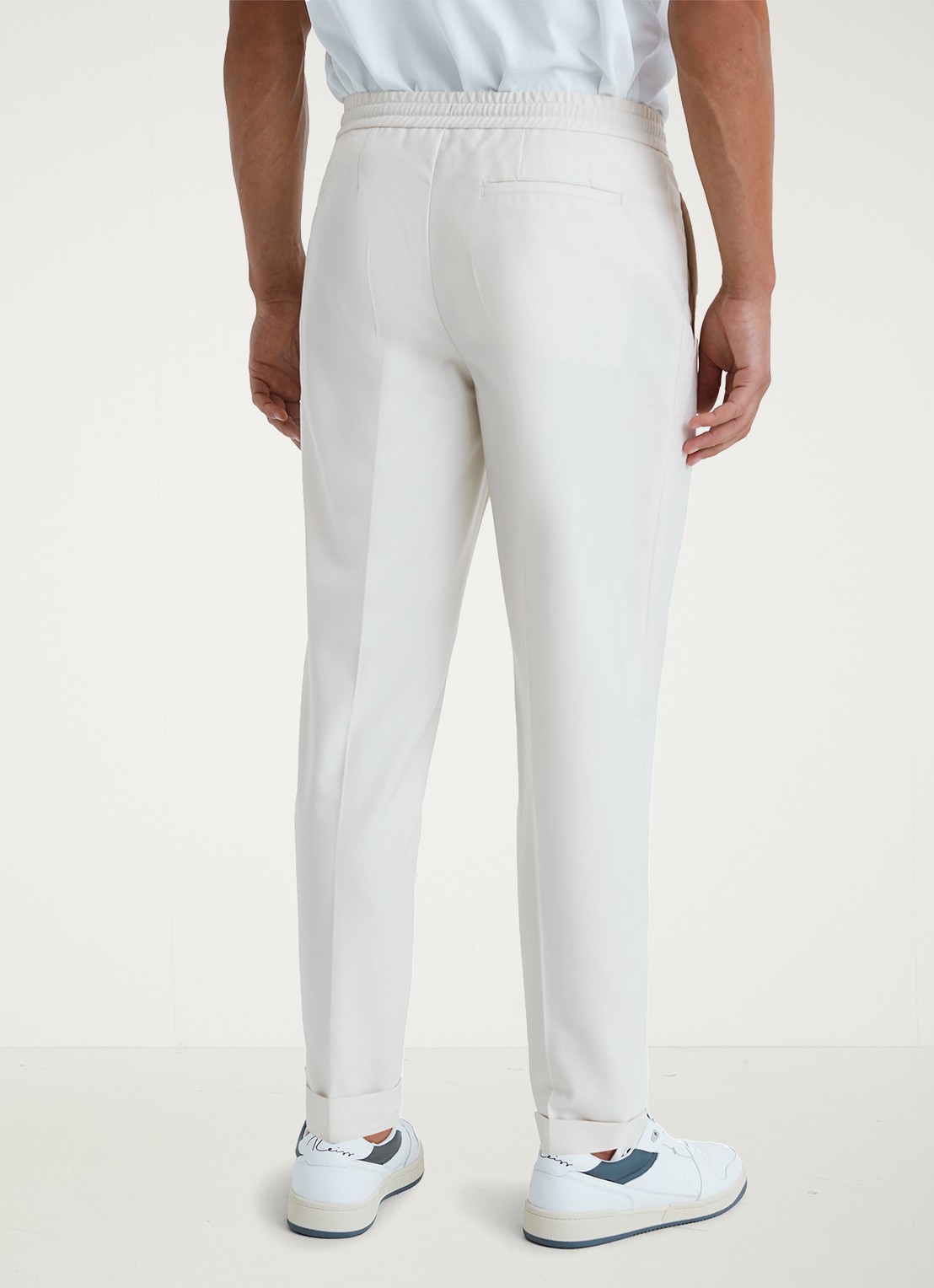 Reiss Brighton tapered fit chino met steekzakken - achterkant 3 ecru / wit