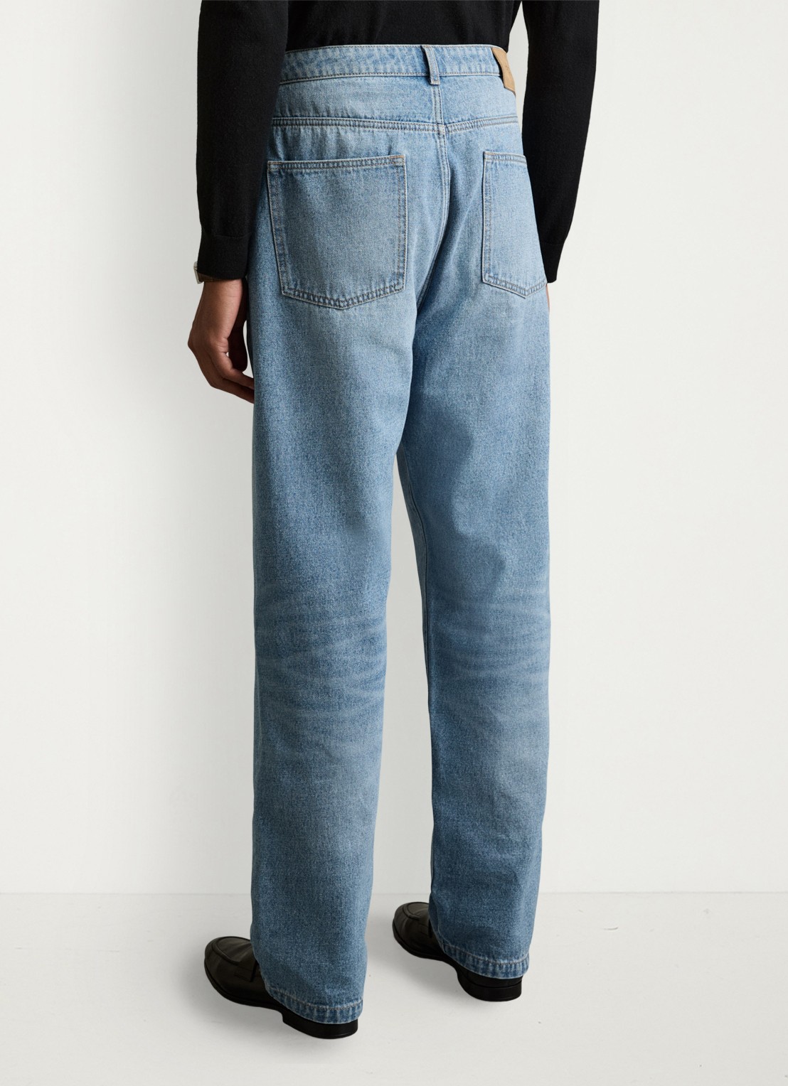 Reiss Broadway loose fit jeans met steekzakken - achterkant denim