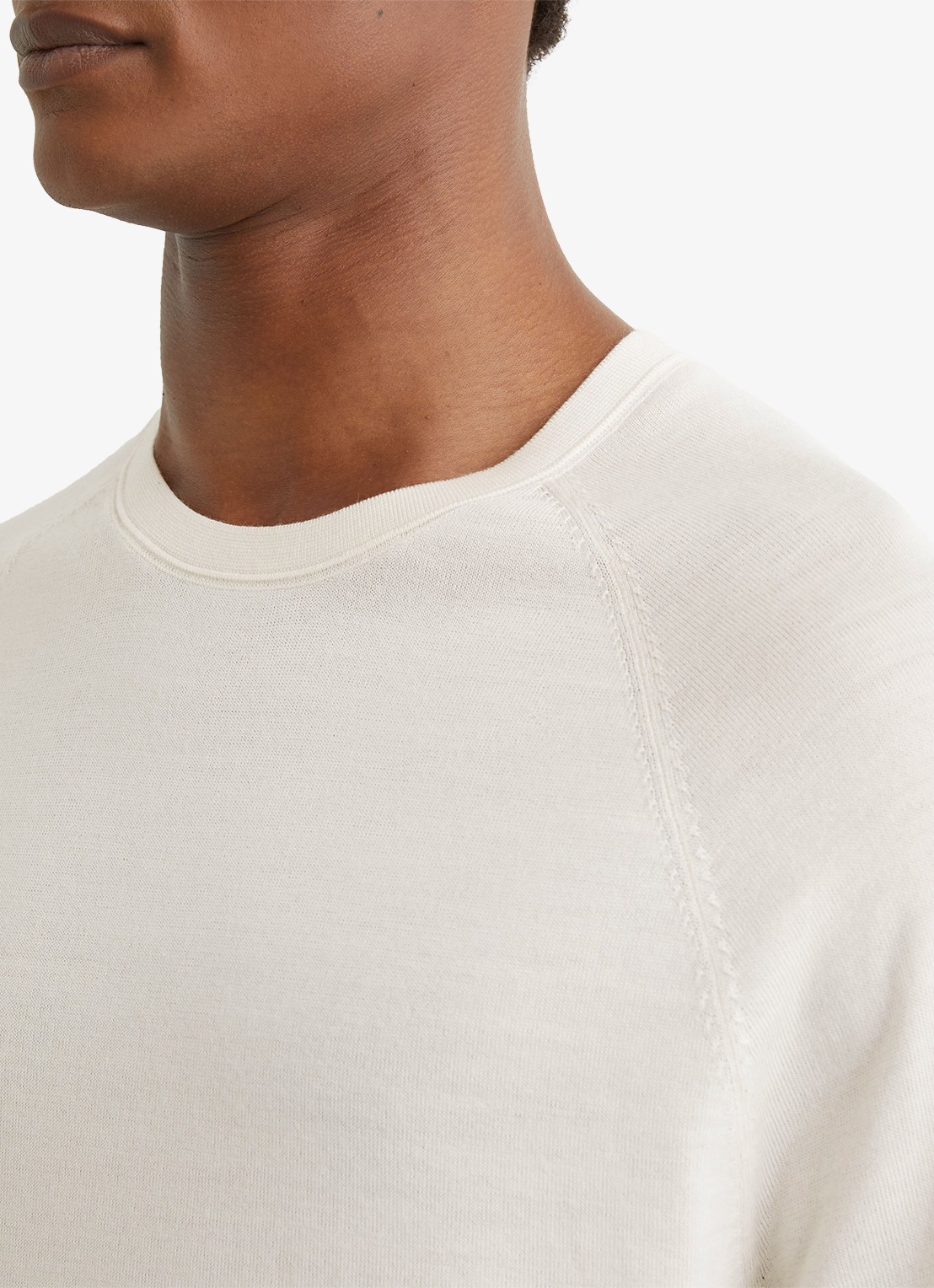 Reiss Brook T-shirt van merino wol met ronde hals - detail 4 wit