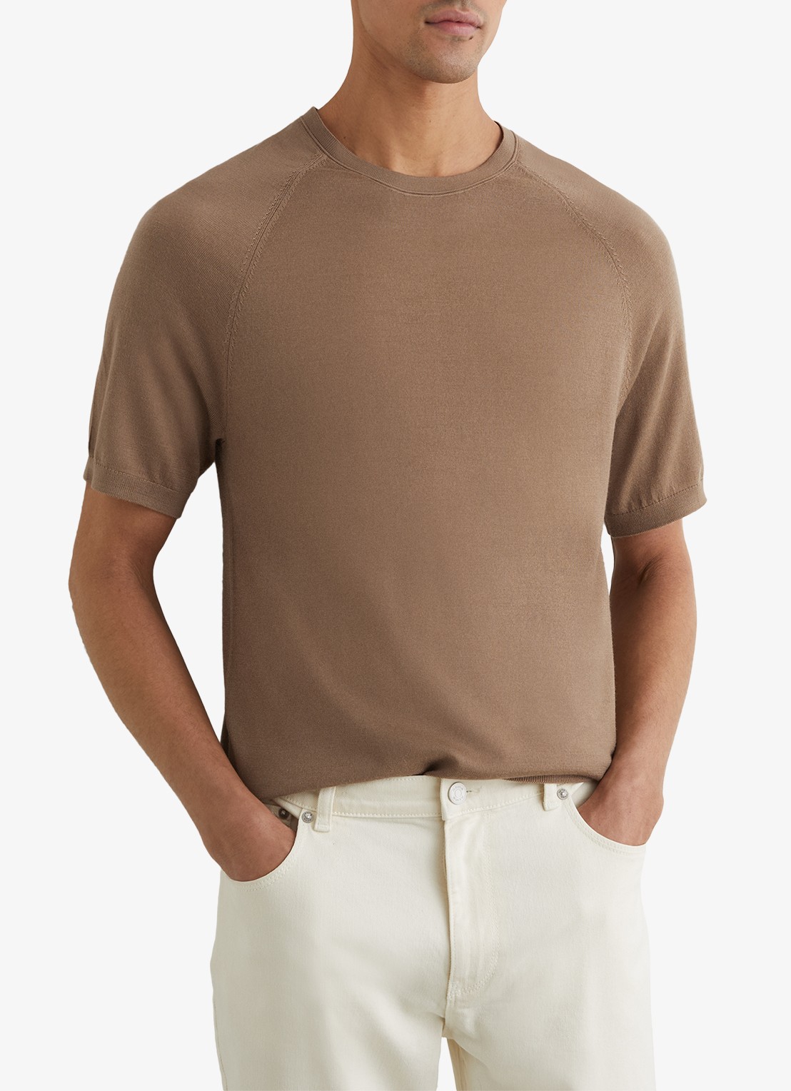 Reiss Brook T-shirt van merino wol met ronde hals - detail 4 bruin