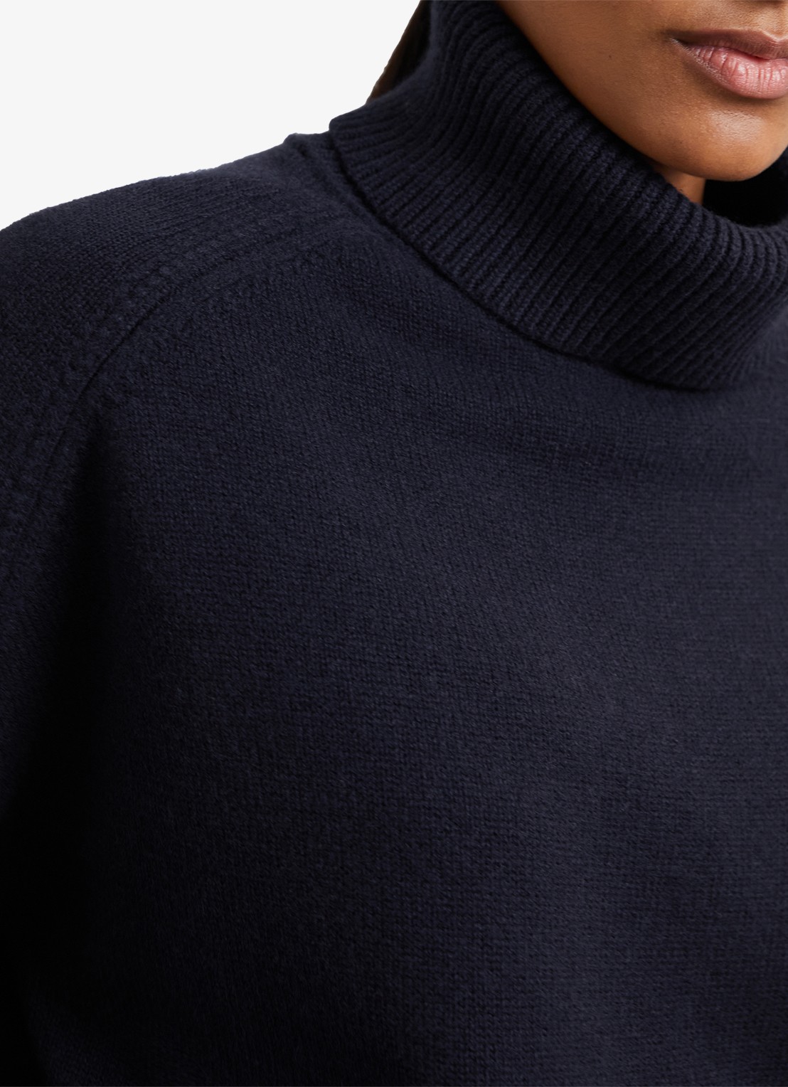 Reiss Brooklyn fijngebreide trui in wolblend - detail 3 blauw