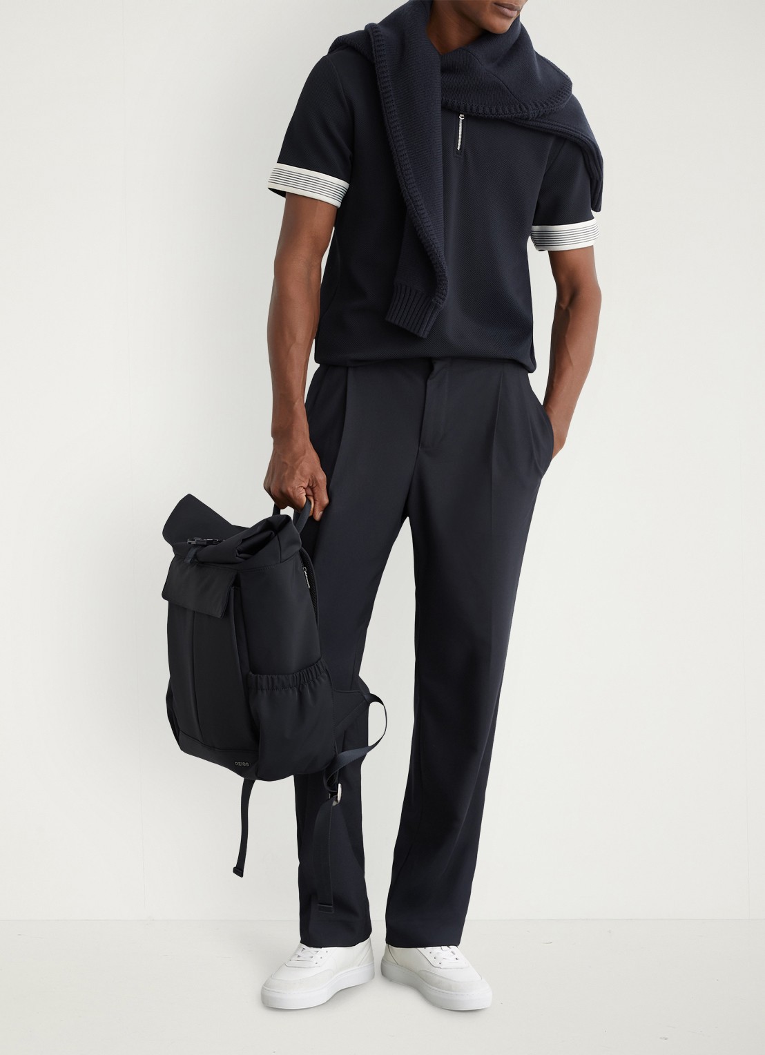 Reiss Bruno polo met halve rits - voorkant 6 donkerblauw