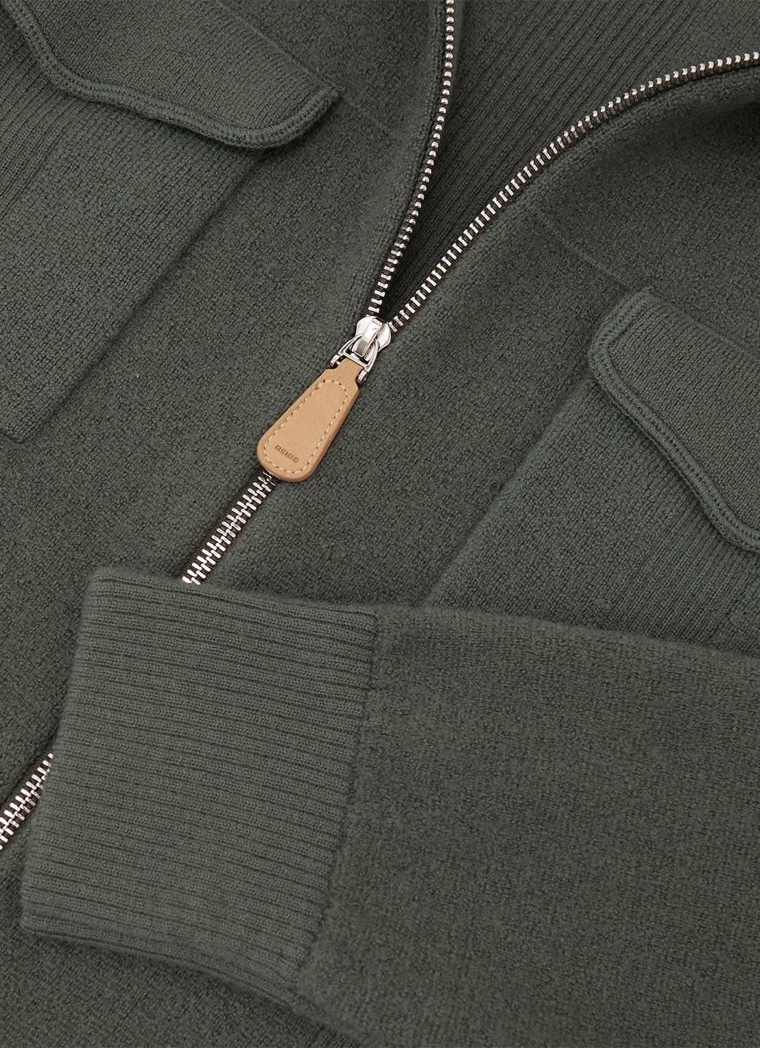 Reiss Calder fijngebreid vest van wol met borstzakken  - detail 6 groen