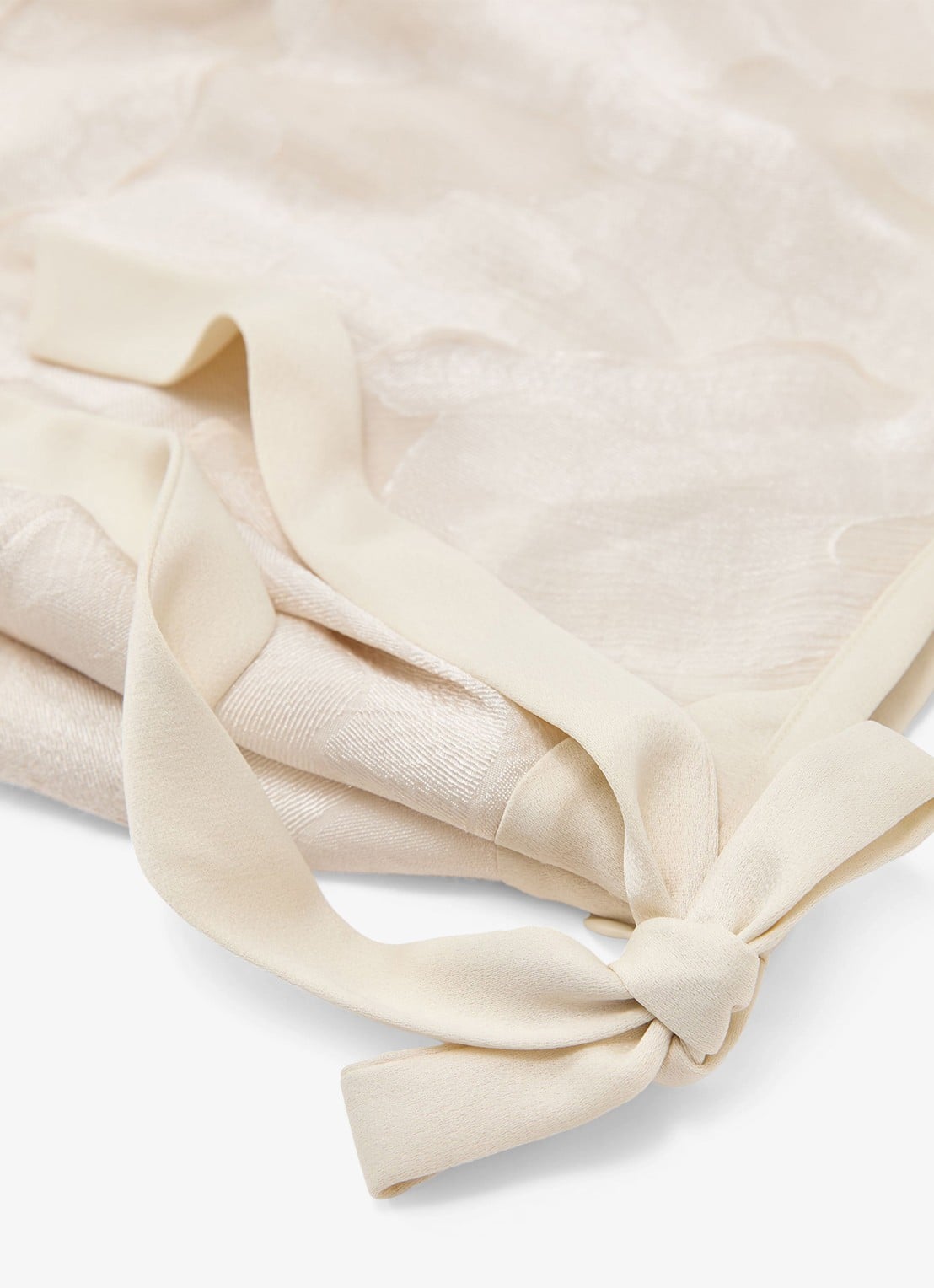 Reiss Cameron minirok met ruches - detail 7 creme