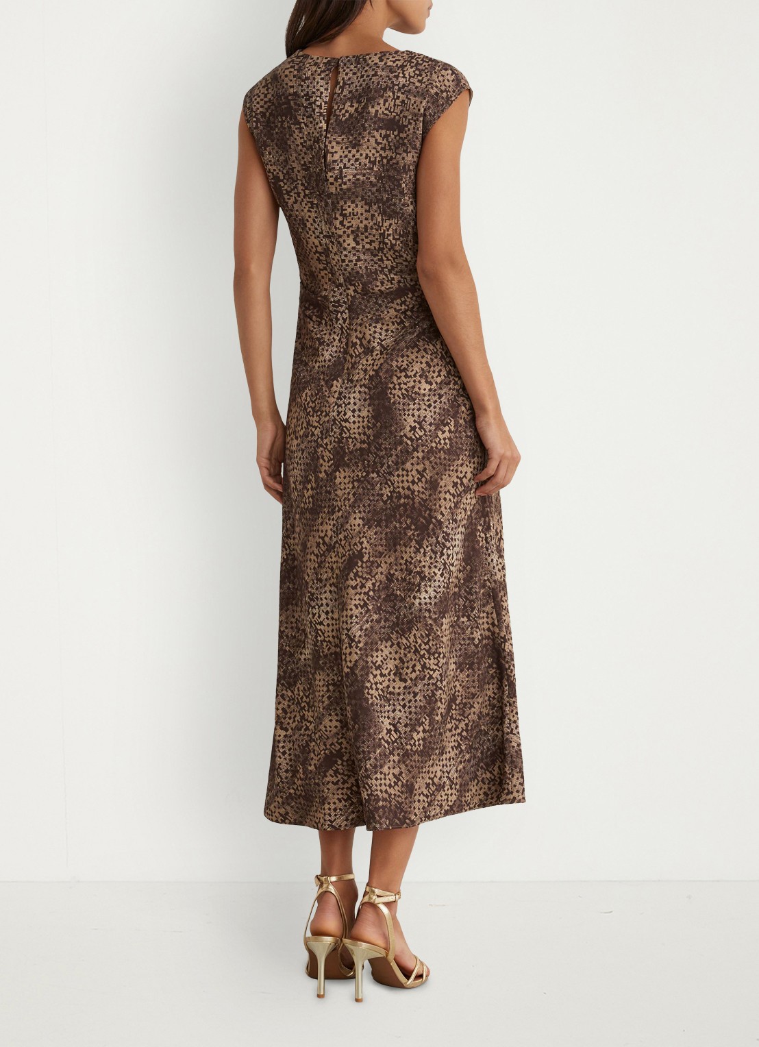 Reiss Camie midi jurk met gedrapeerd detail - achterkant 6 bruin