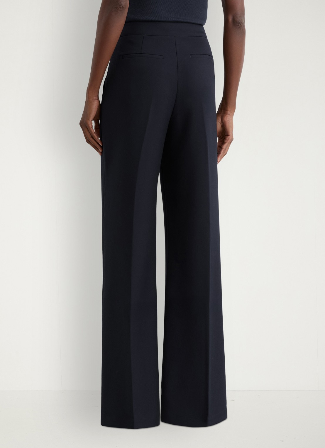 Reiss Carley high waist wide fit pantalon met steekzakken  - achterkant blauw