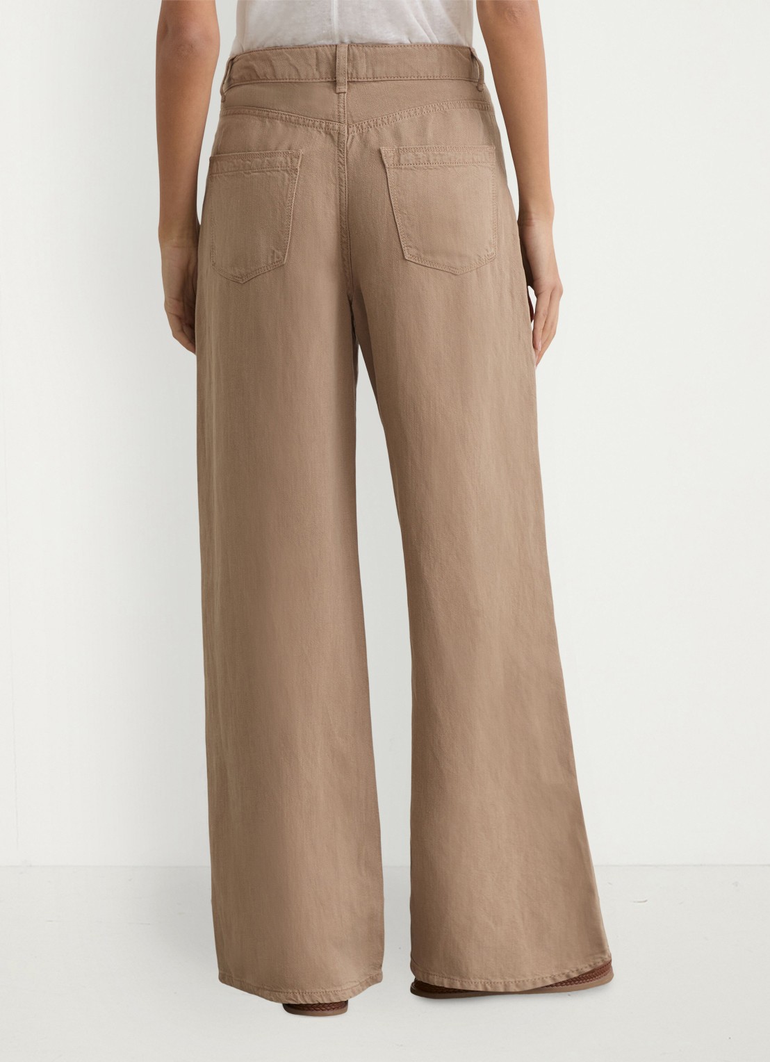 Reiss Carmen high waist wide fit broek in linnenblend - achterkant 5 beige