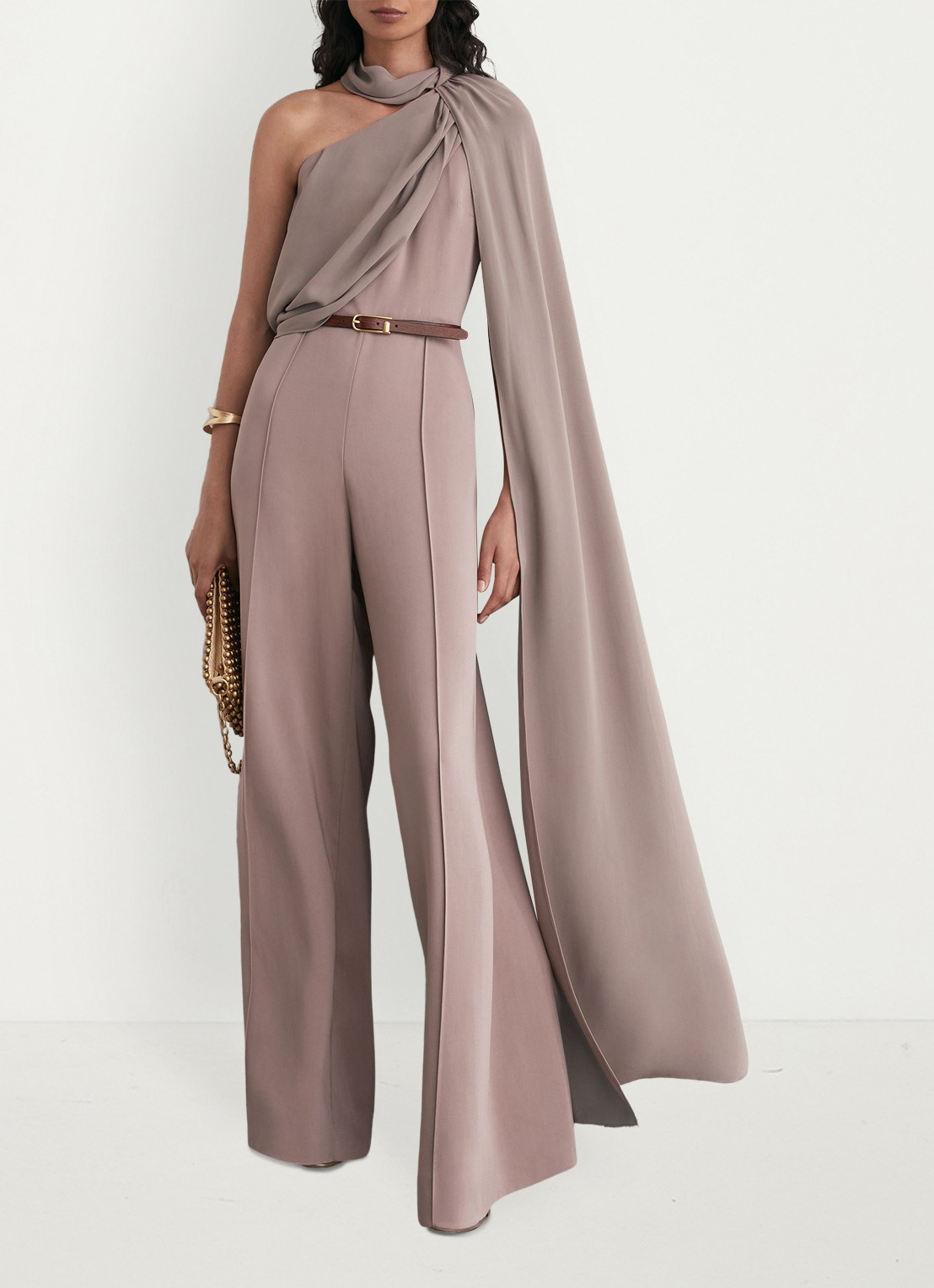 Reiss Carrie one shoulder wide fit jumpsuit met cape - voorkant 7 donkerbeige