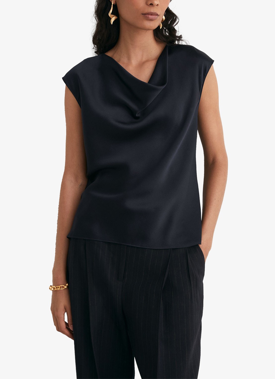 Reiss Cate top van zijde met watervalhals - detail blauw