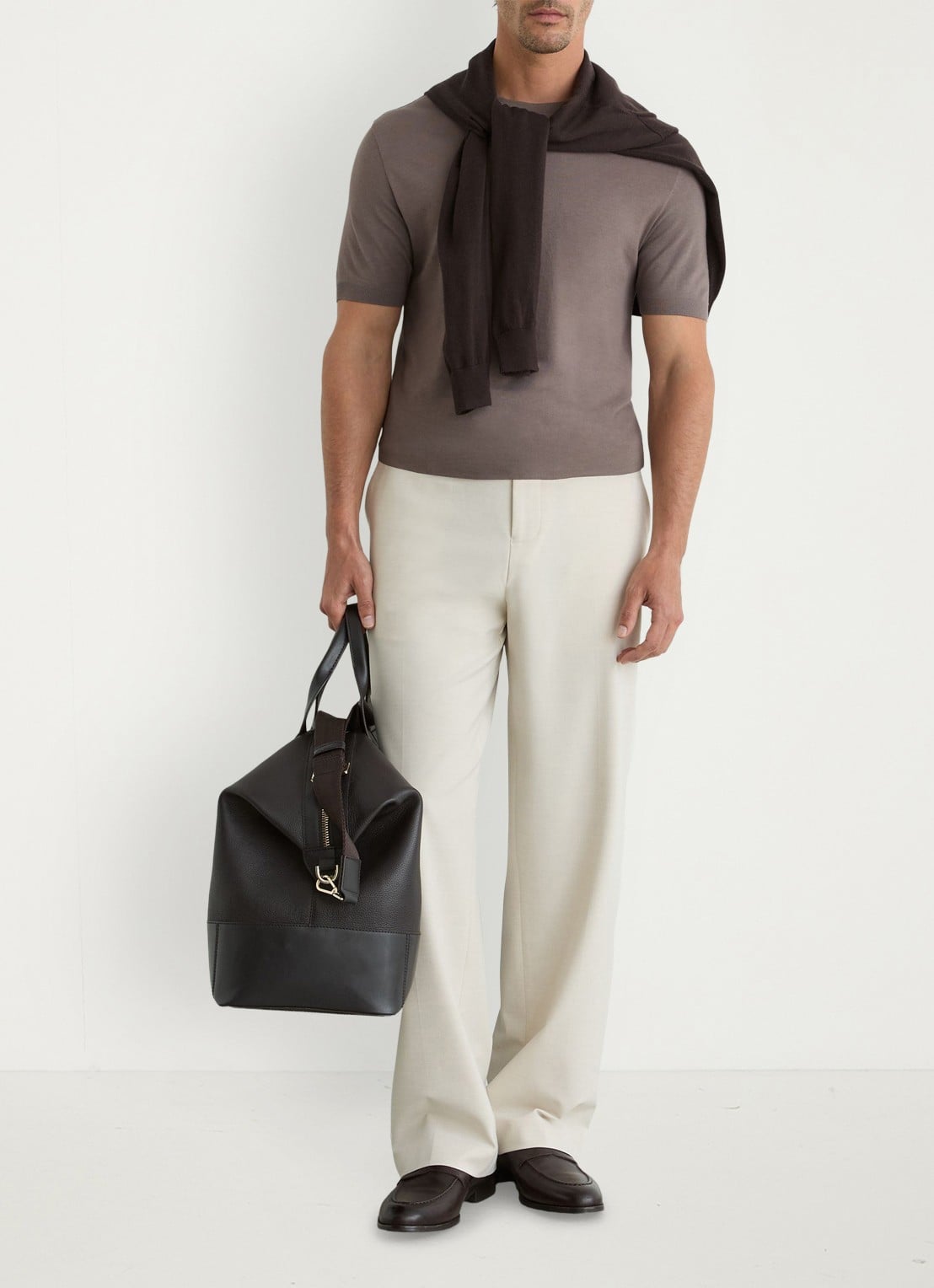 Reiss Chad modern fit T-shirt met ronde hals - voorkant 5 mouse brown / bruin