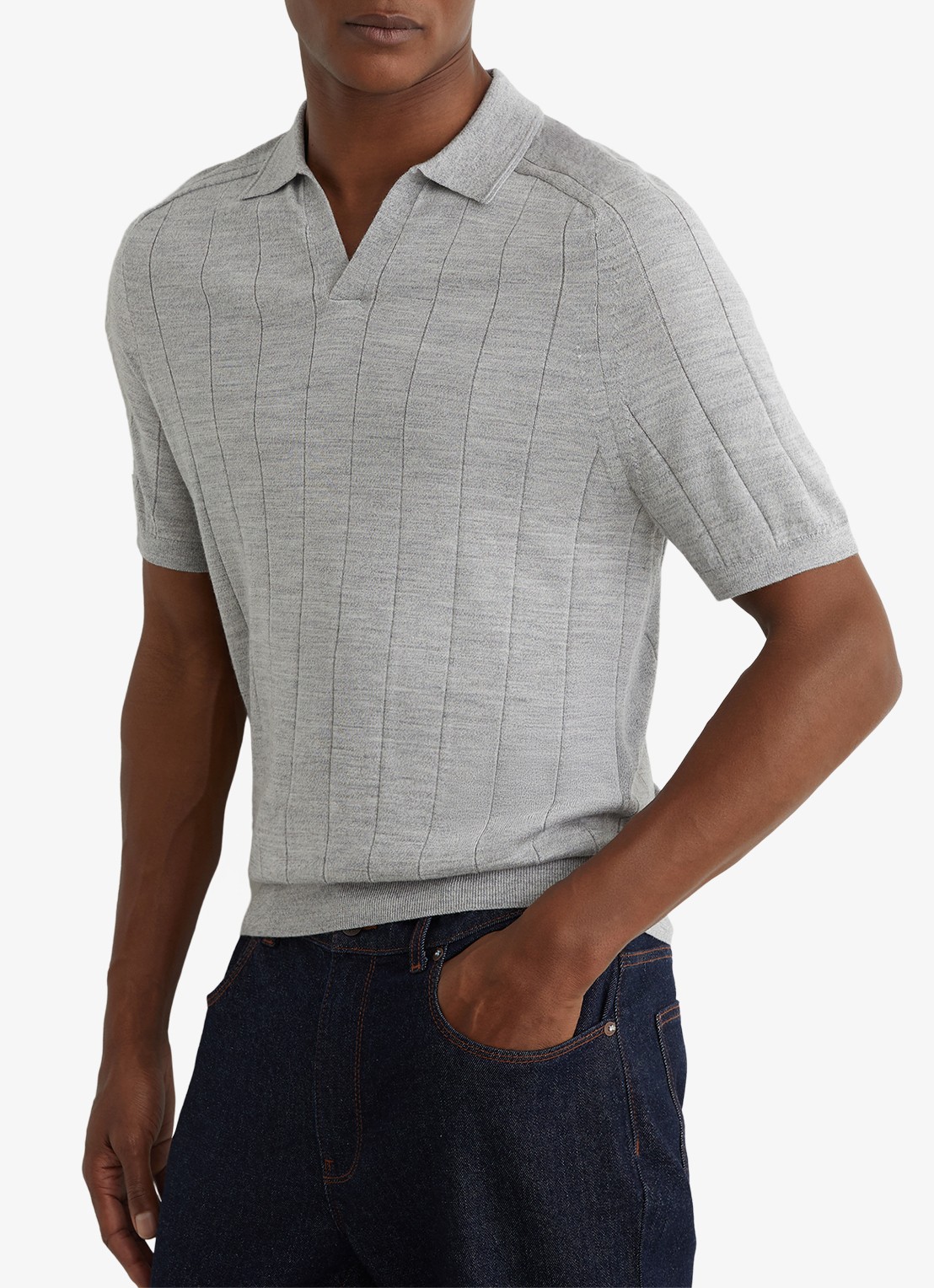 Reiss Chelmsford ribgebreide polo van wol  - detail lichtgrijs