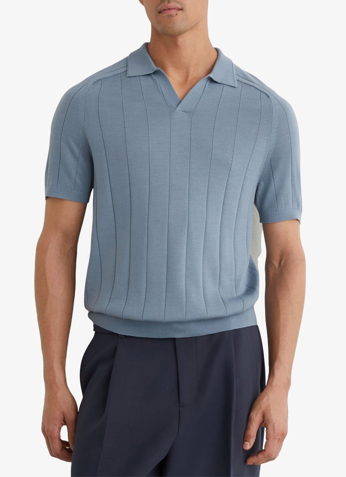 Reiss Chelmsford slim fit polo van merinowol - detail armour blue / blauw