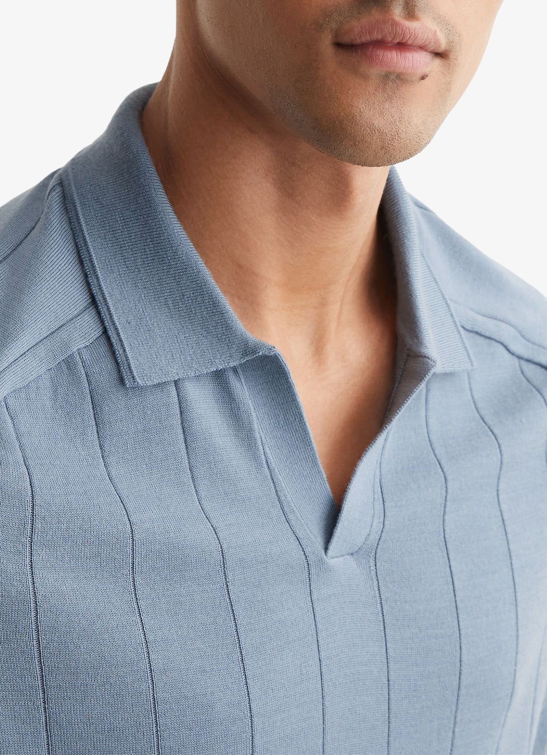 Reiss Chelmsford slim fit polo van merinowol - detail 2 armour blue / blauw