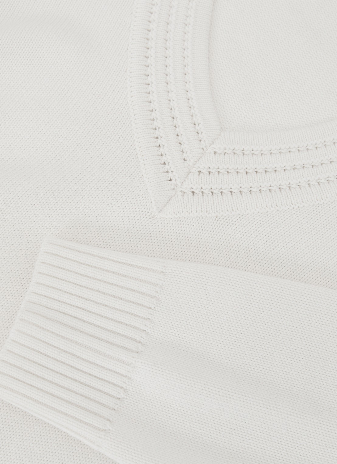 Reiss Cherish fijngebreide trui in wolblend met v-hals - detail 6 wit