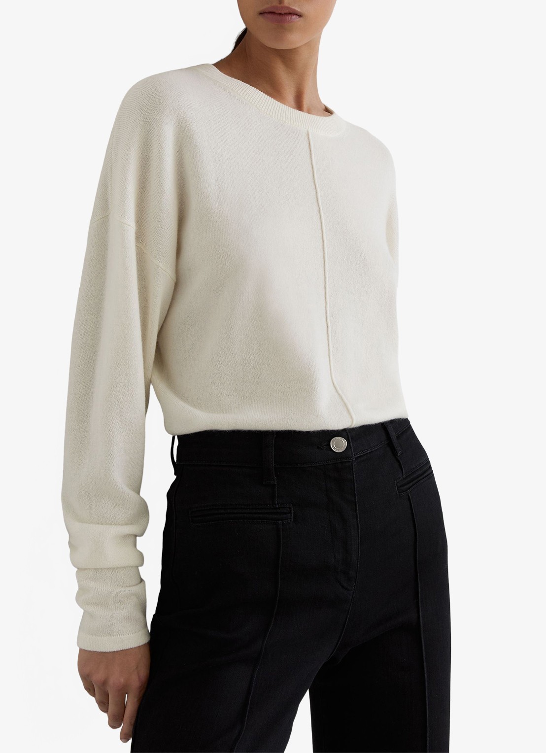 Reiss Colette fijngebreide trui in kasjmierblend - detail gebroken wit