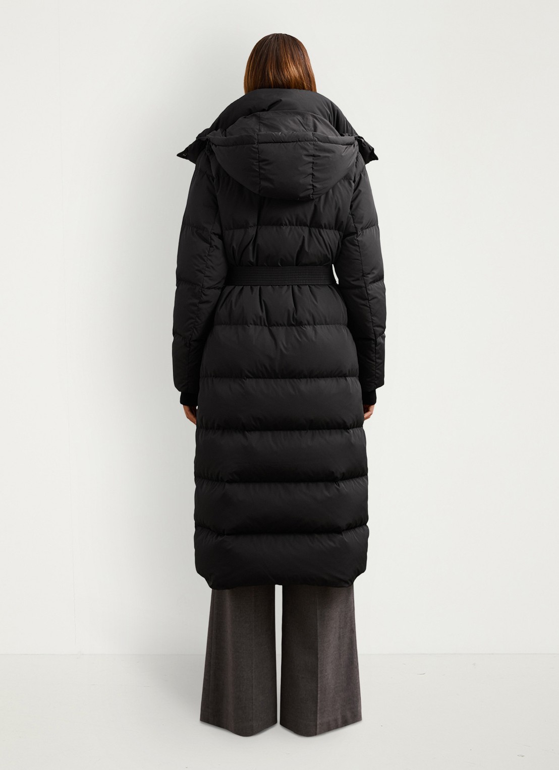 Reiss Colette longline puffer jas met ceintuur en capuchon - achterkant black / zwart