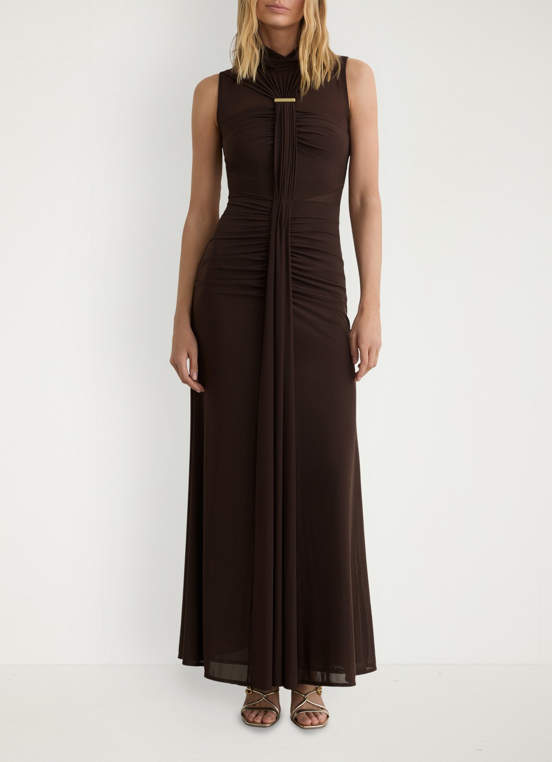Reiss Colette maxi jurk met ruches - voorkant 6 chocoladebruin