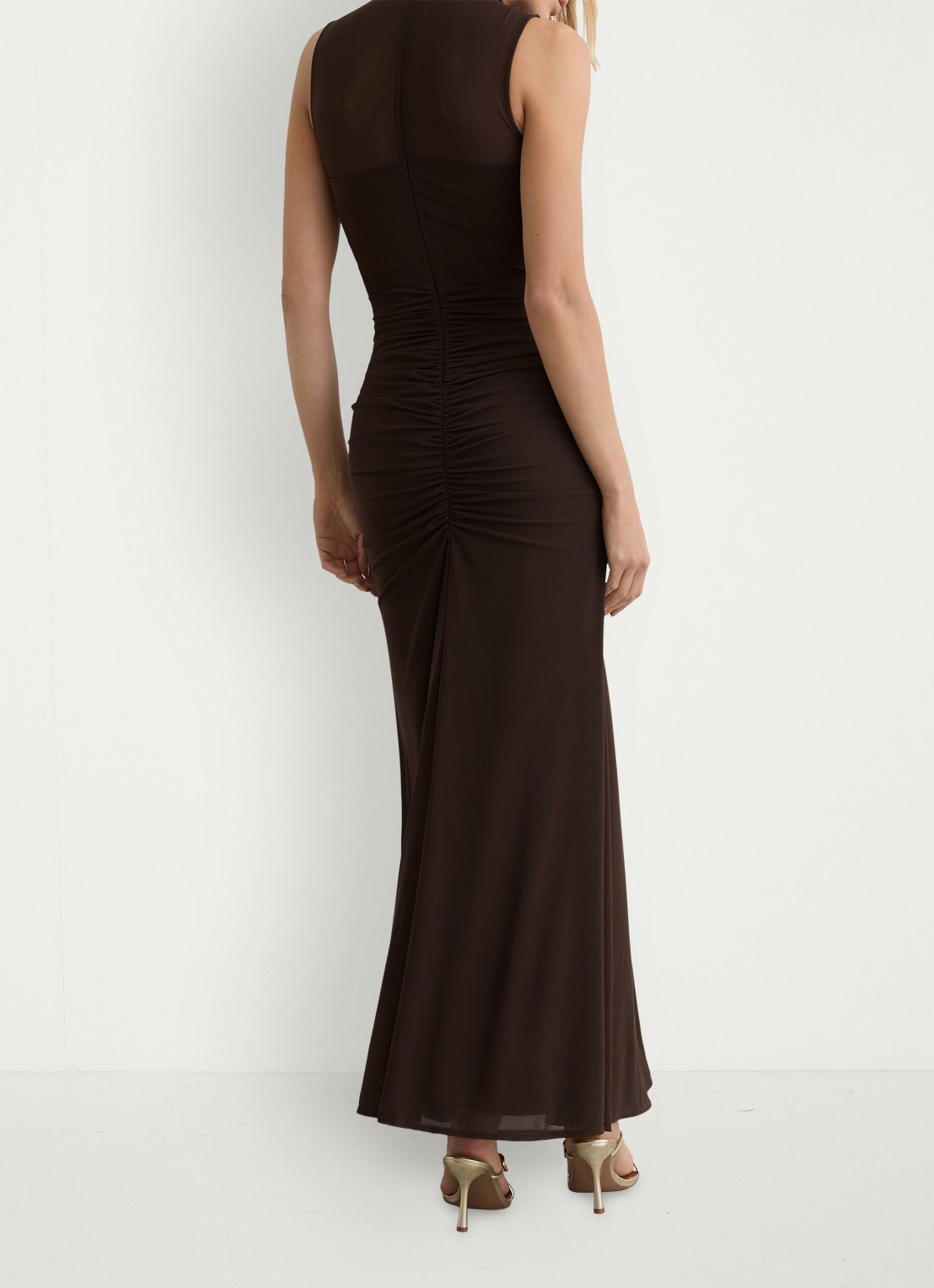 Reiss Colette maxi jurk met ruches - achterkant chocoladebruin