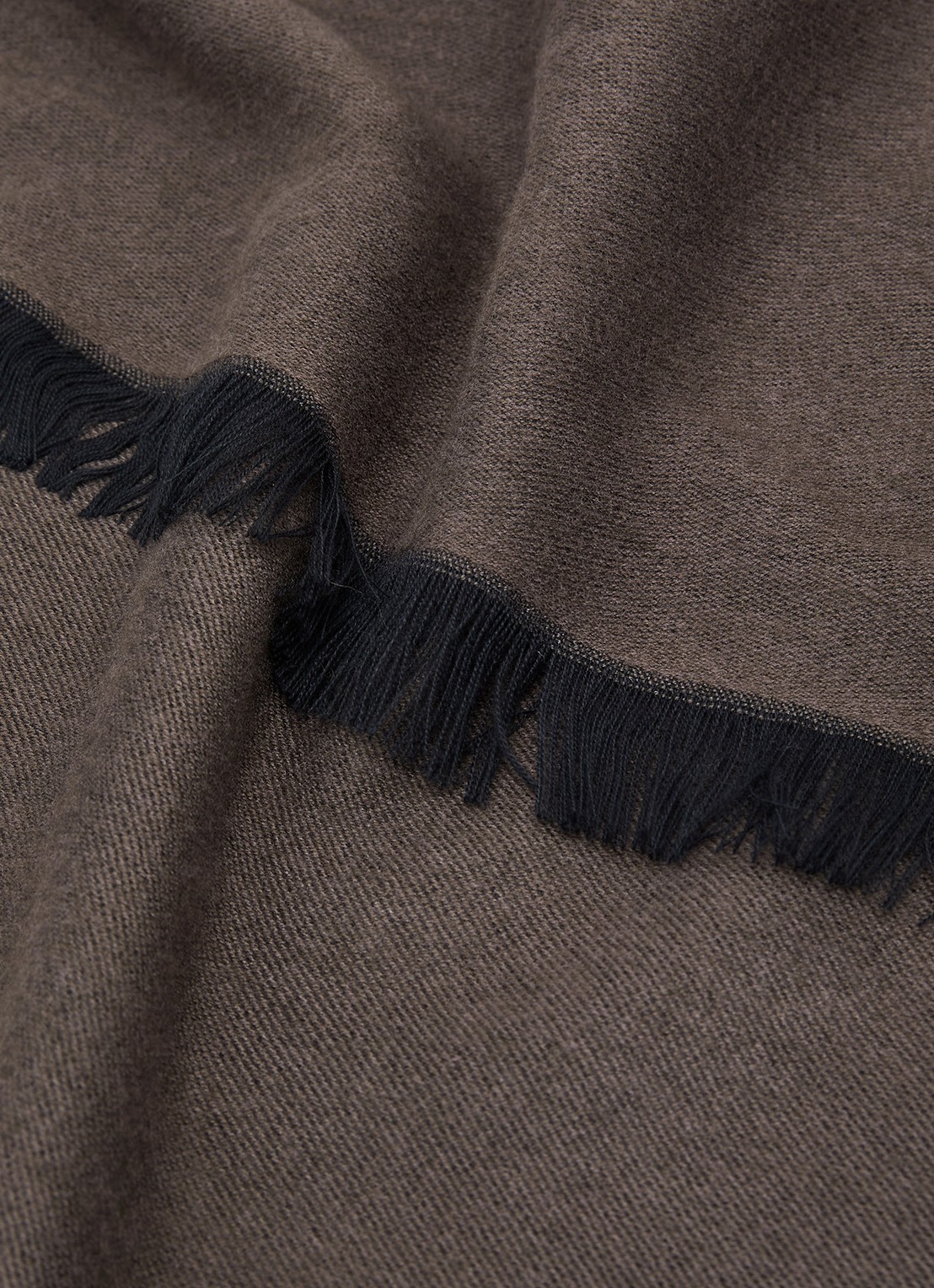Reiss Cynthia sjaal met streepprint - detail 5 grijs