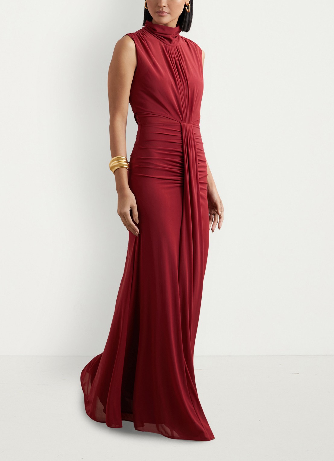 Reiss Daniella maxi jurk met halve col en plooidetail  - voorkant 2 bordeauxrood