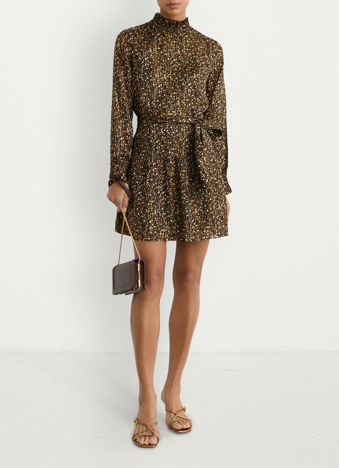 Reiss Darci mini jurk met bloemenprint en strikceintuur  - voorkant 3 zwart