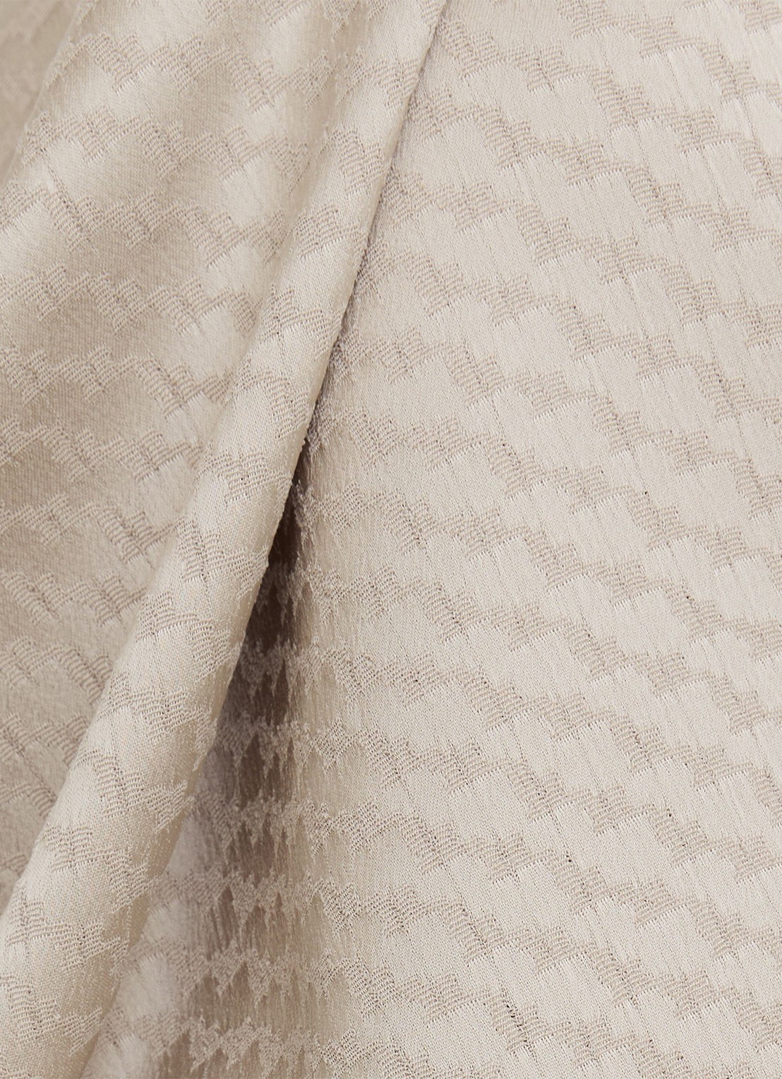 Reiss Dia top van satijn met watervalhals  - detail 6 beige