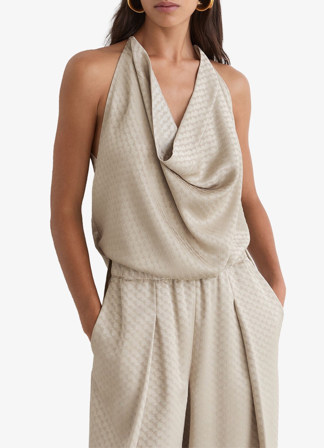 Reiss Dia top van satijn met watervalhals  - detail 7 beige