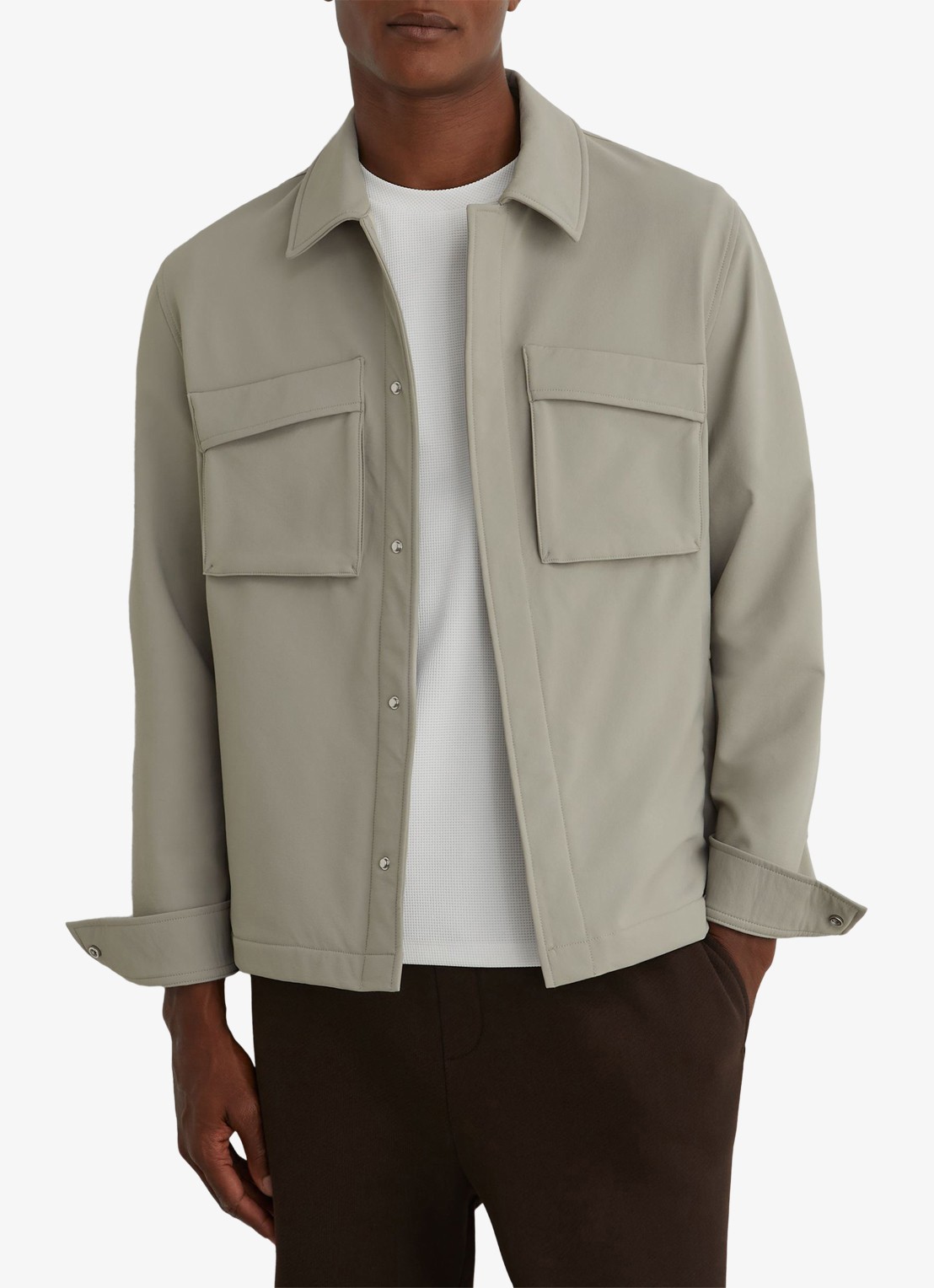 Reiss Divide regular fit overshirt met borstzak - detail 3 stone / beige