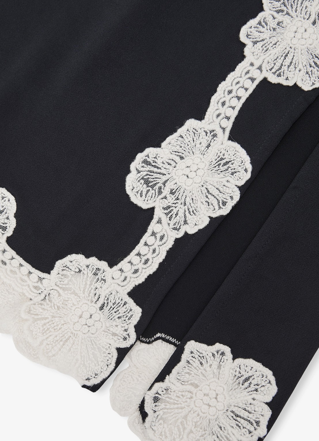 Reiss Doa midi rok van satijn met details van kant - detail 4 donkerblauw