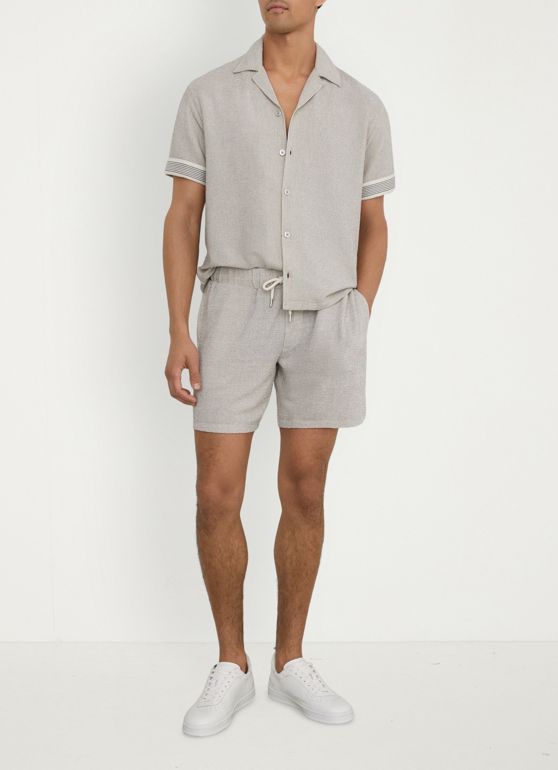 Reiss Dornie regular fit overhemd met streepprint - voorkant 2 zwart