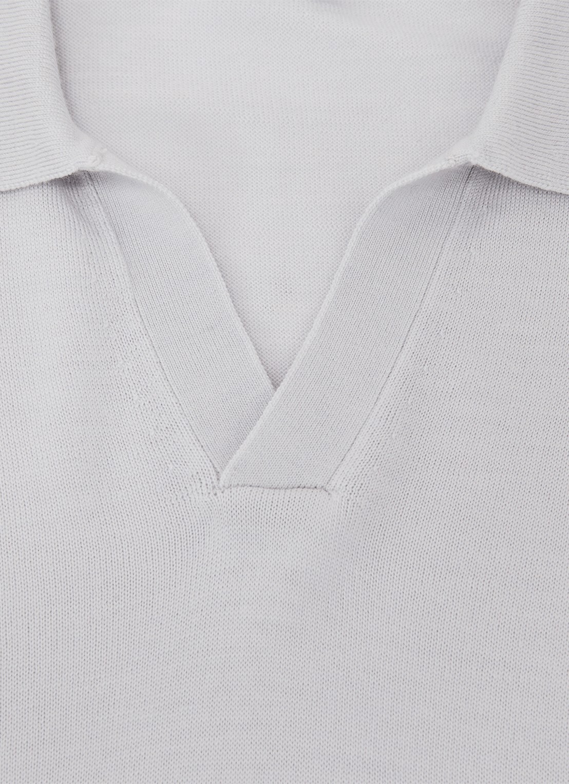 Reiss Duchie regular fit polo van merino wol - detail 3 lichtblauw