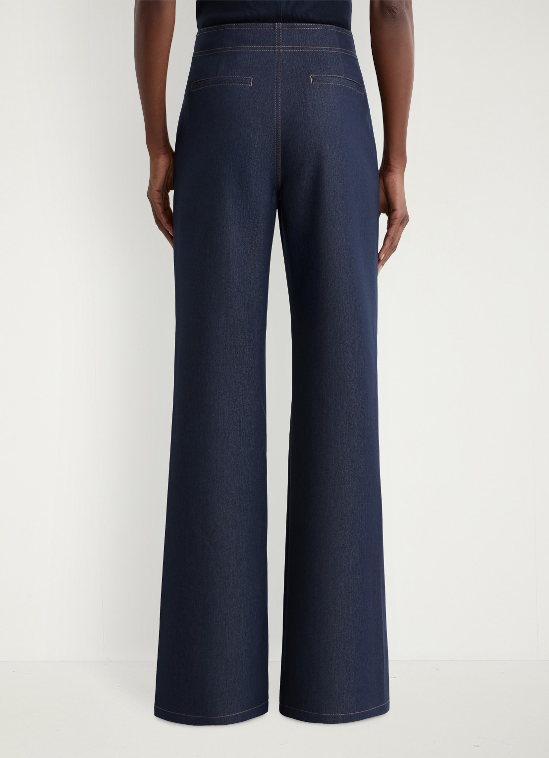 Reiss Edie flared broek met doorgestikte details - achterkant indigo