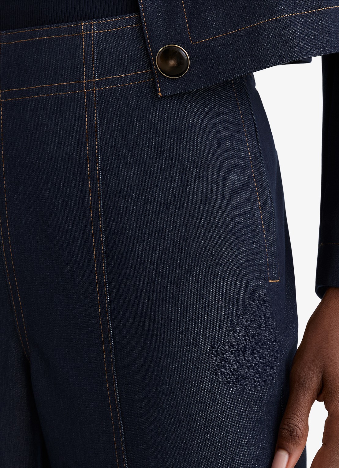 Reiss Edie flared broek met doorgestikte details - detail 5 indigo