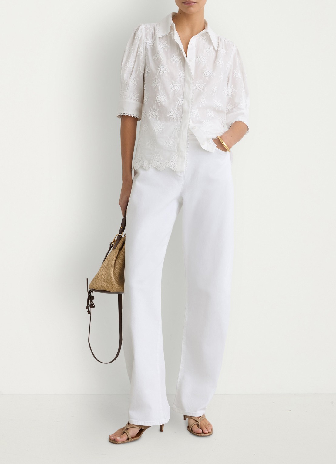 Reiss Edwina blouse met bloemborduring - voorkant 6 wit