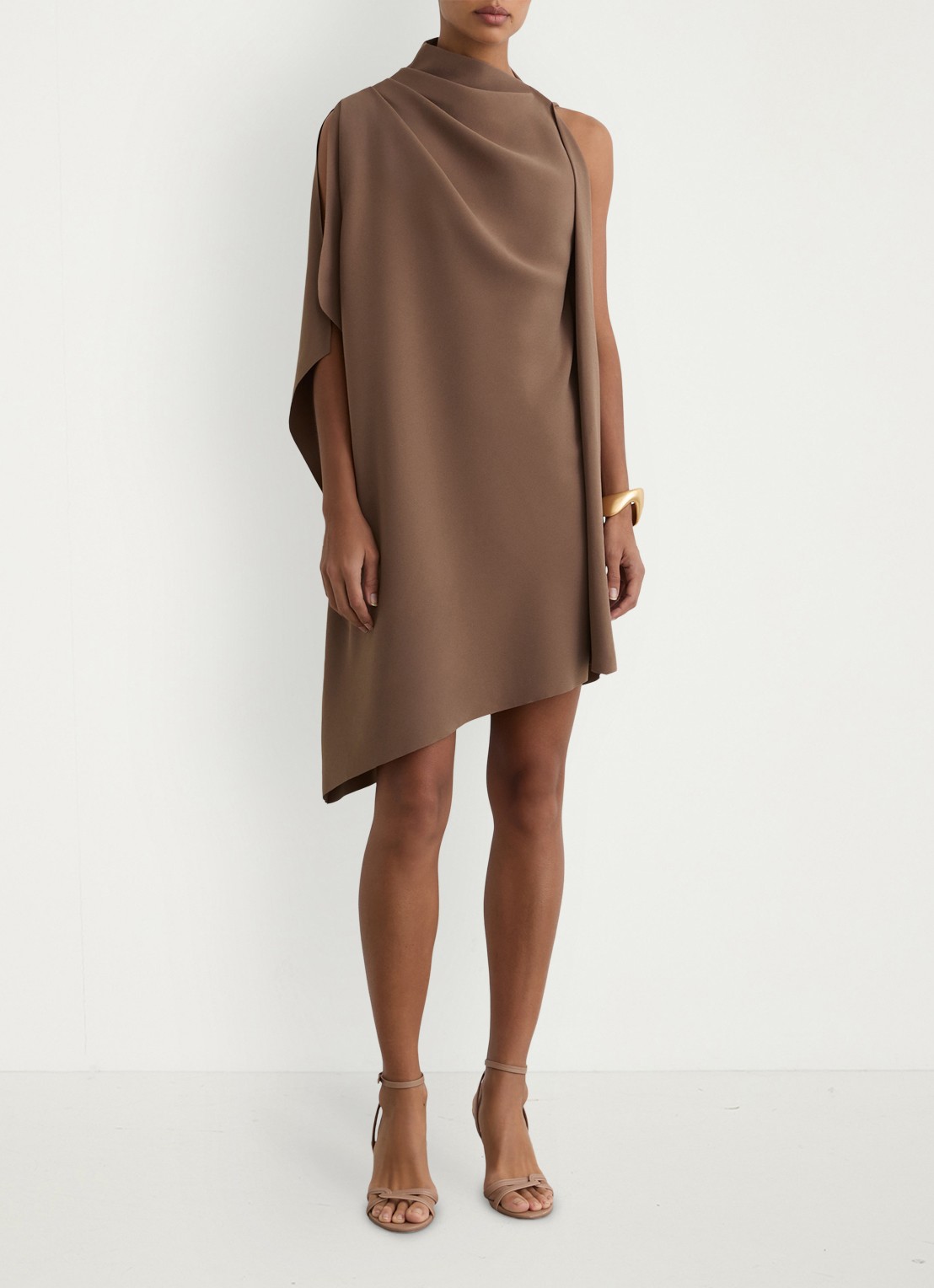 Reiss Ellery one-shoulder mini jurk van crêpe  - voorkant 7 bruin