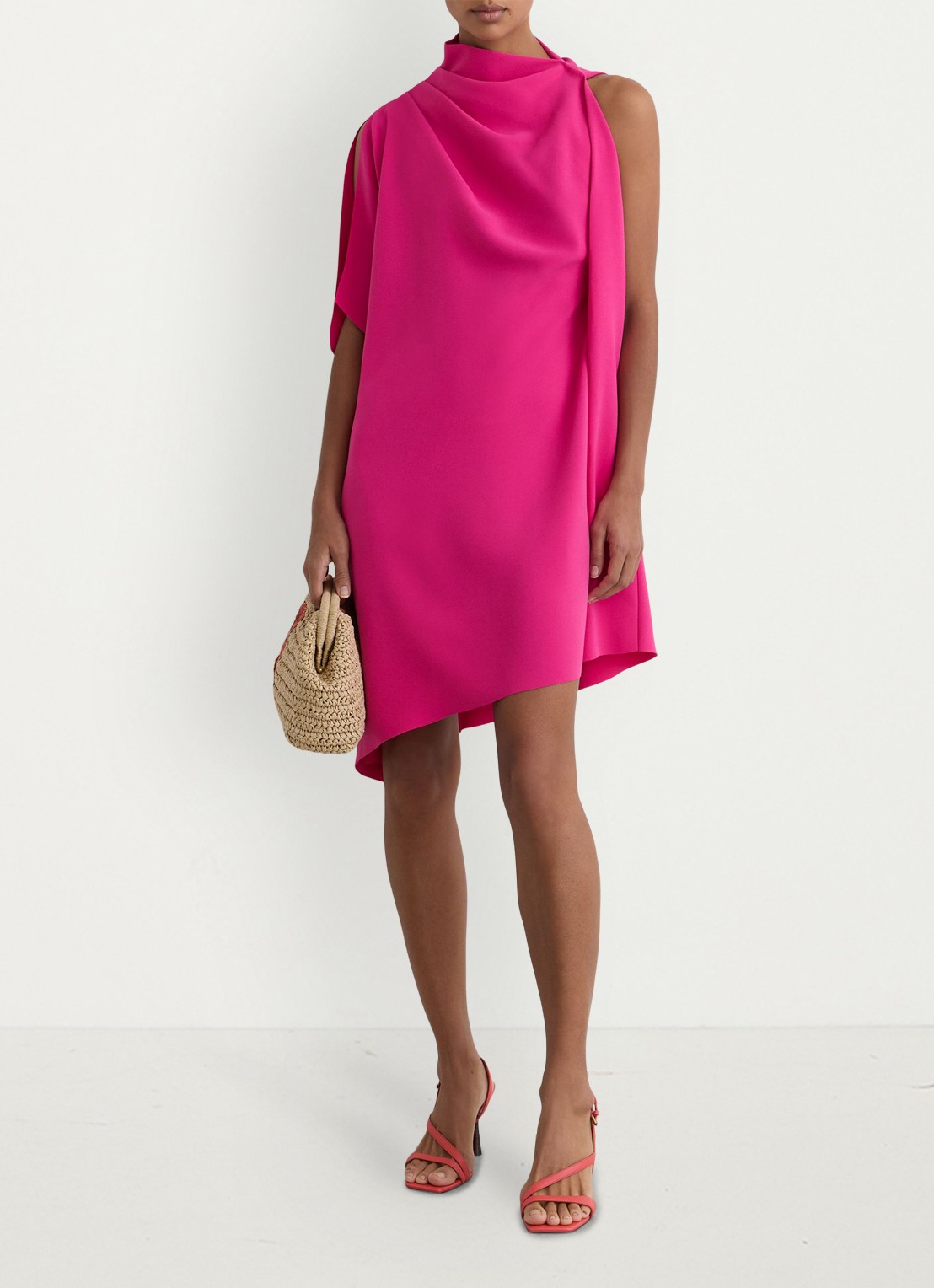 Reiss Ellery one-shoulder mini jurk van crêpe  - voorkant 3 donkerroze