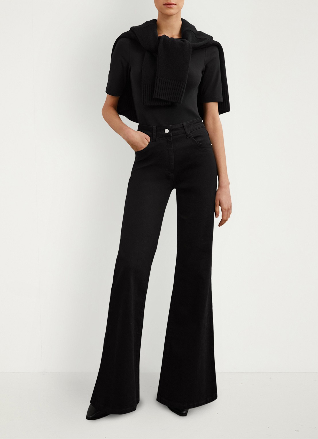 Reiss Ellie T-shirt met boothals - voorkant 3 black / zwart