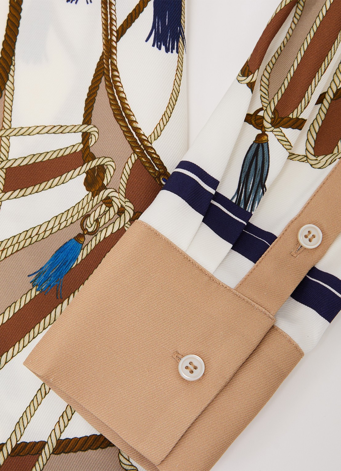 Reiss Ellis blouse met grafische print  - detail 4 beige