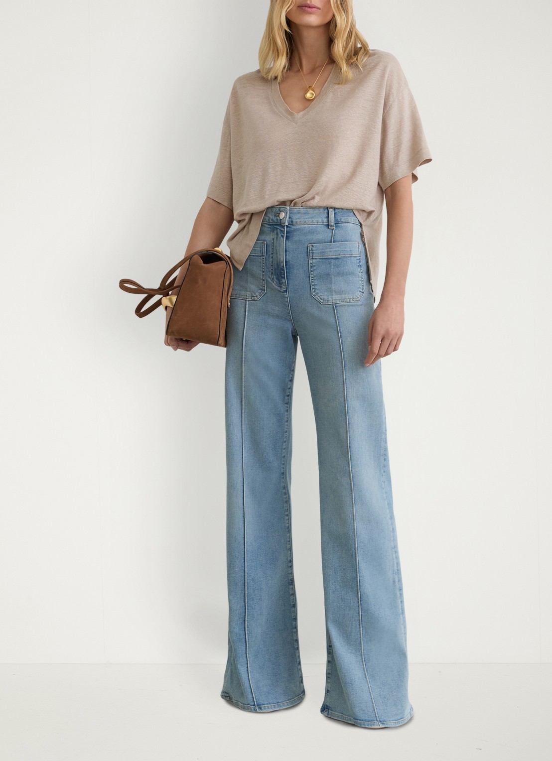 Reiss Ember T-shirt van linnen met V-hals - voorkant 5 beige