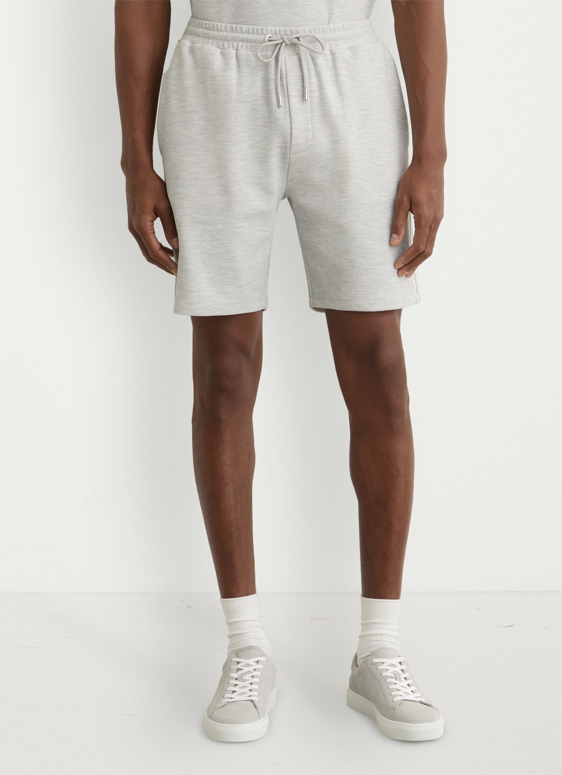 Reiss Emilio regular fit korte joggingbroek met steekzakken - detail lichtgrijs