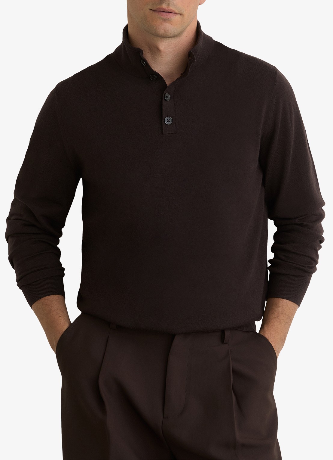 Reiss Farnham fijngebreide trui van merino wol - detail chocoladebruin