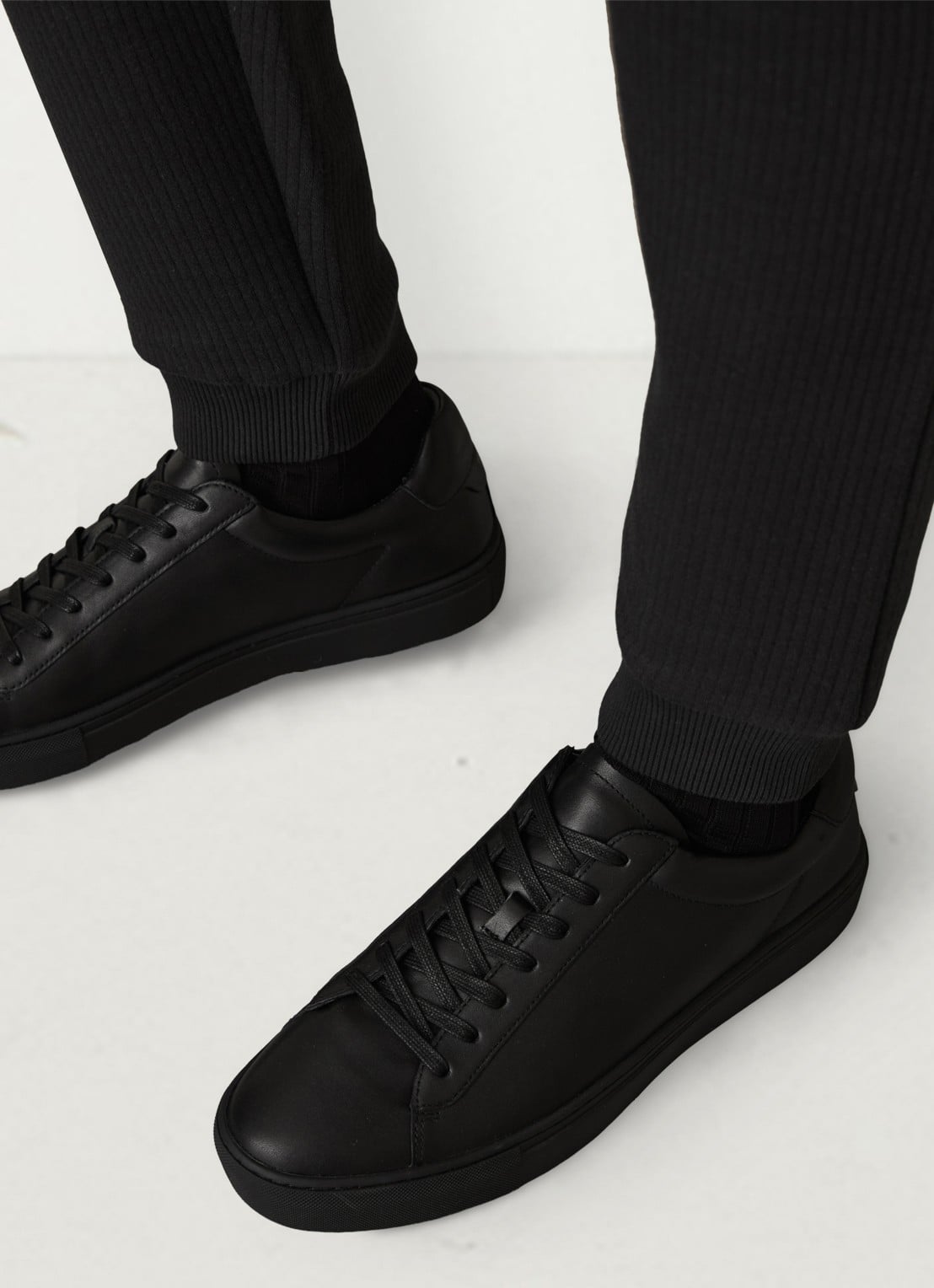 Reiss Finley sneaker van leer - detail zwart
