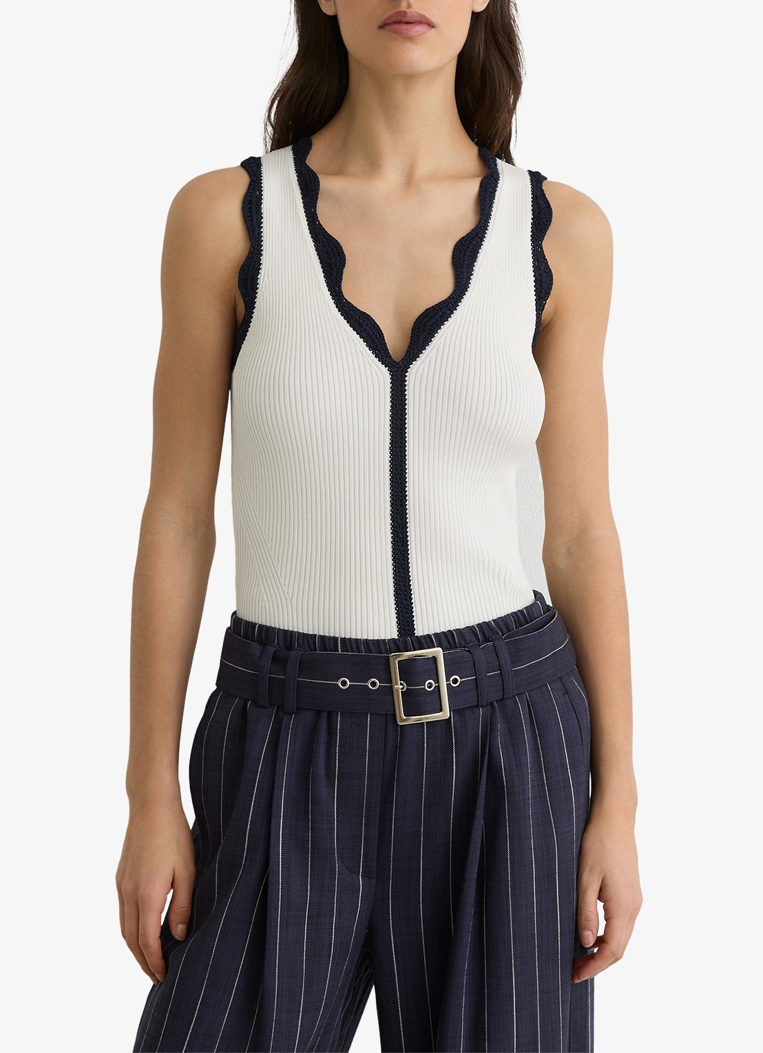 Reiss Freya top met ribstructuur - detail 3 gebroken wit