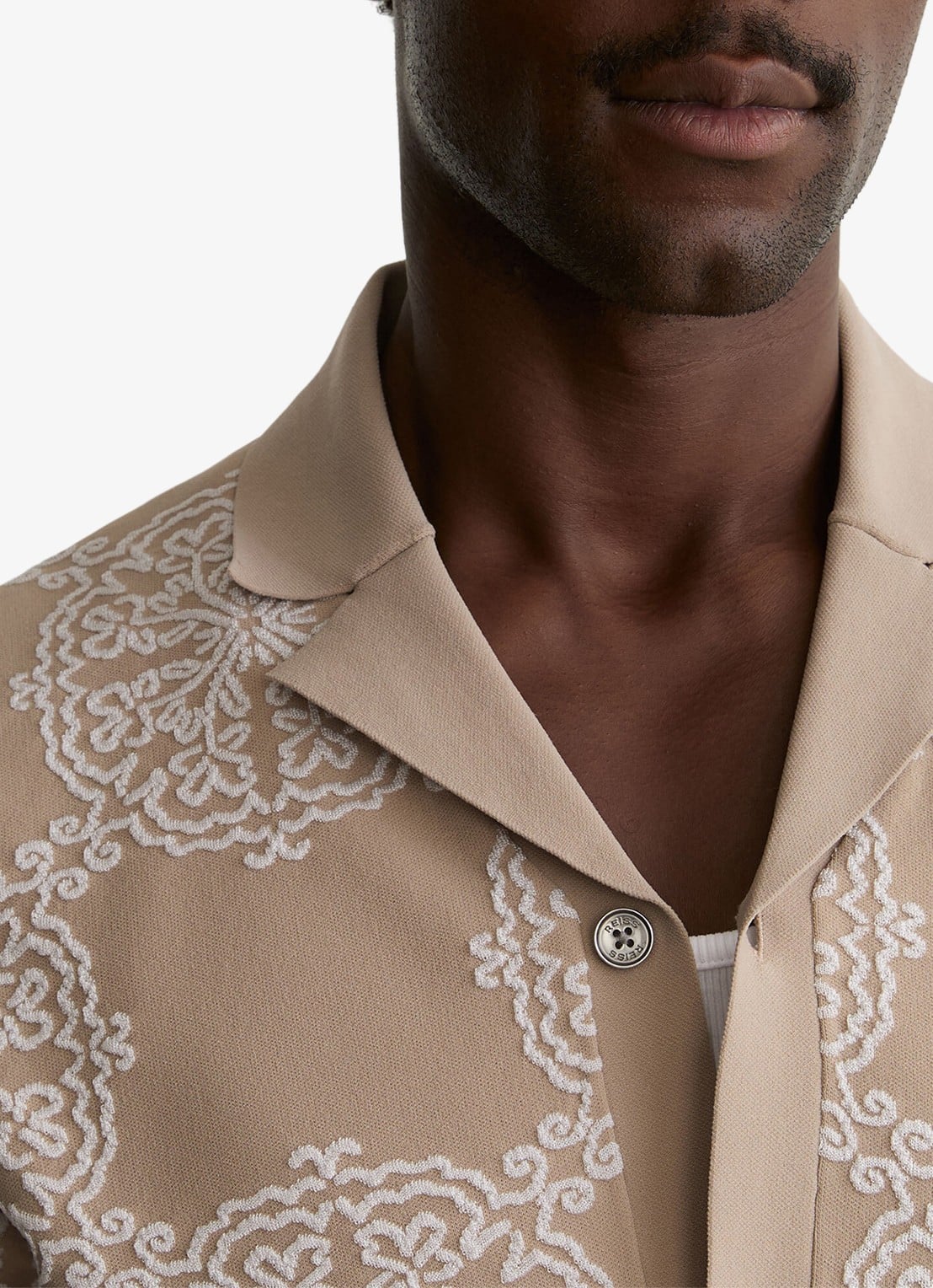 Reiss Gabriel regular fit overhemd met borduring - detail 5 beige