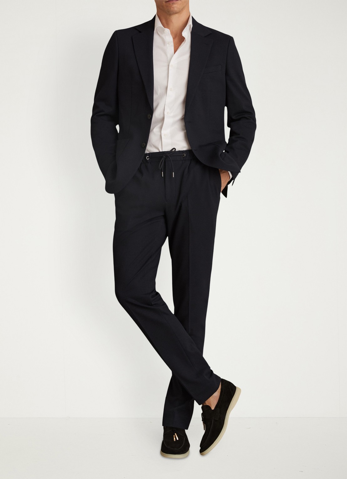 Reiss Gerrard tapered fit broek met trekkoord - voorkant 2 navy / blauw