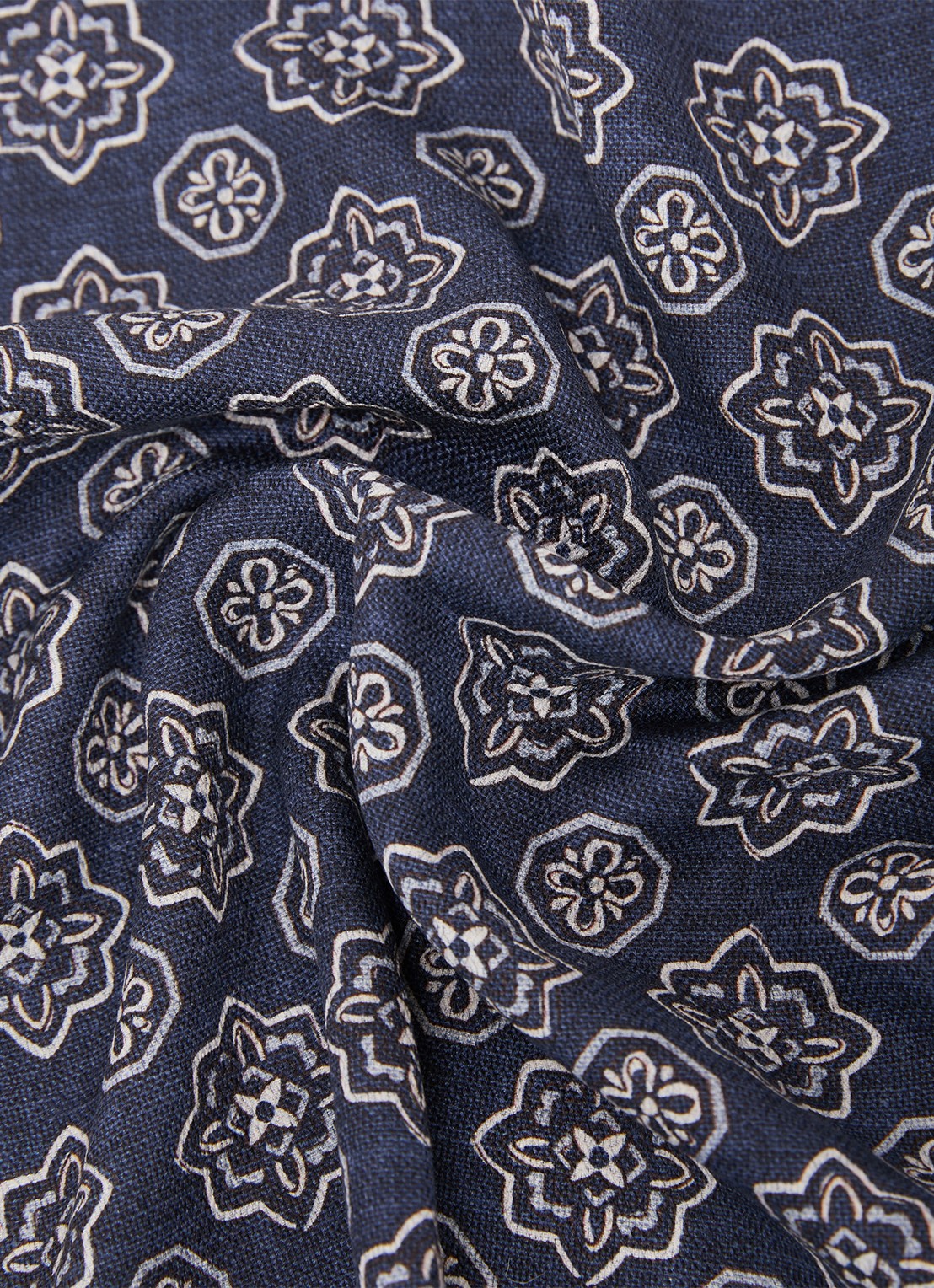 Reiss Gian pochet van zijde met grafische print - detail 4 donkerblauw