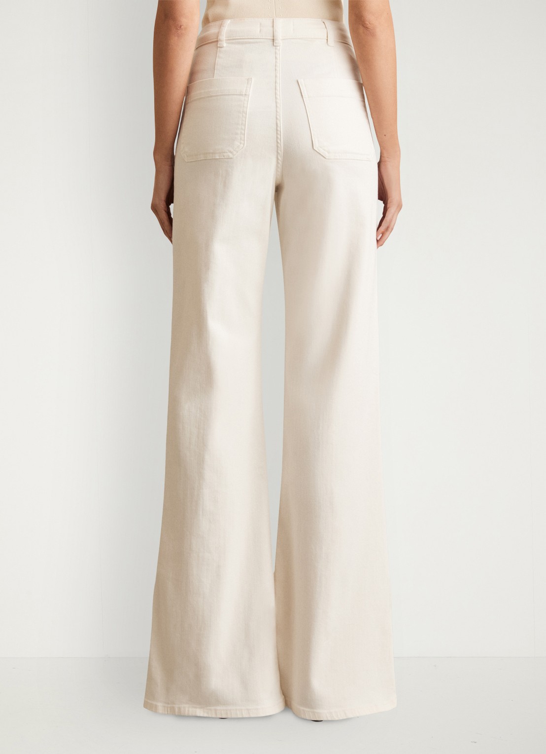 Reiss High waist flared jeans met opgestikte zakken - achterkant 3 gebroken wit