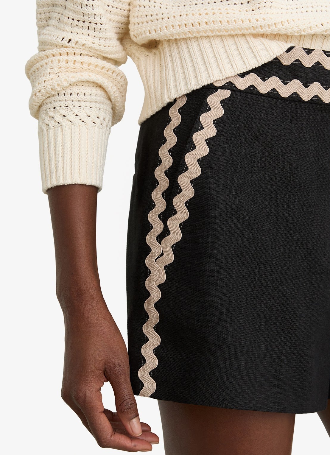 Reiss High waist straight fit korte broek van linnen - detail 5 black / zwart