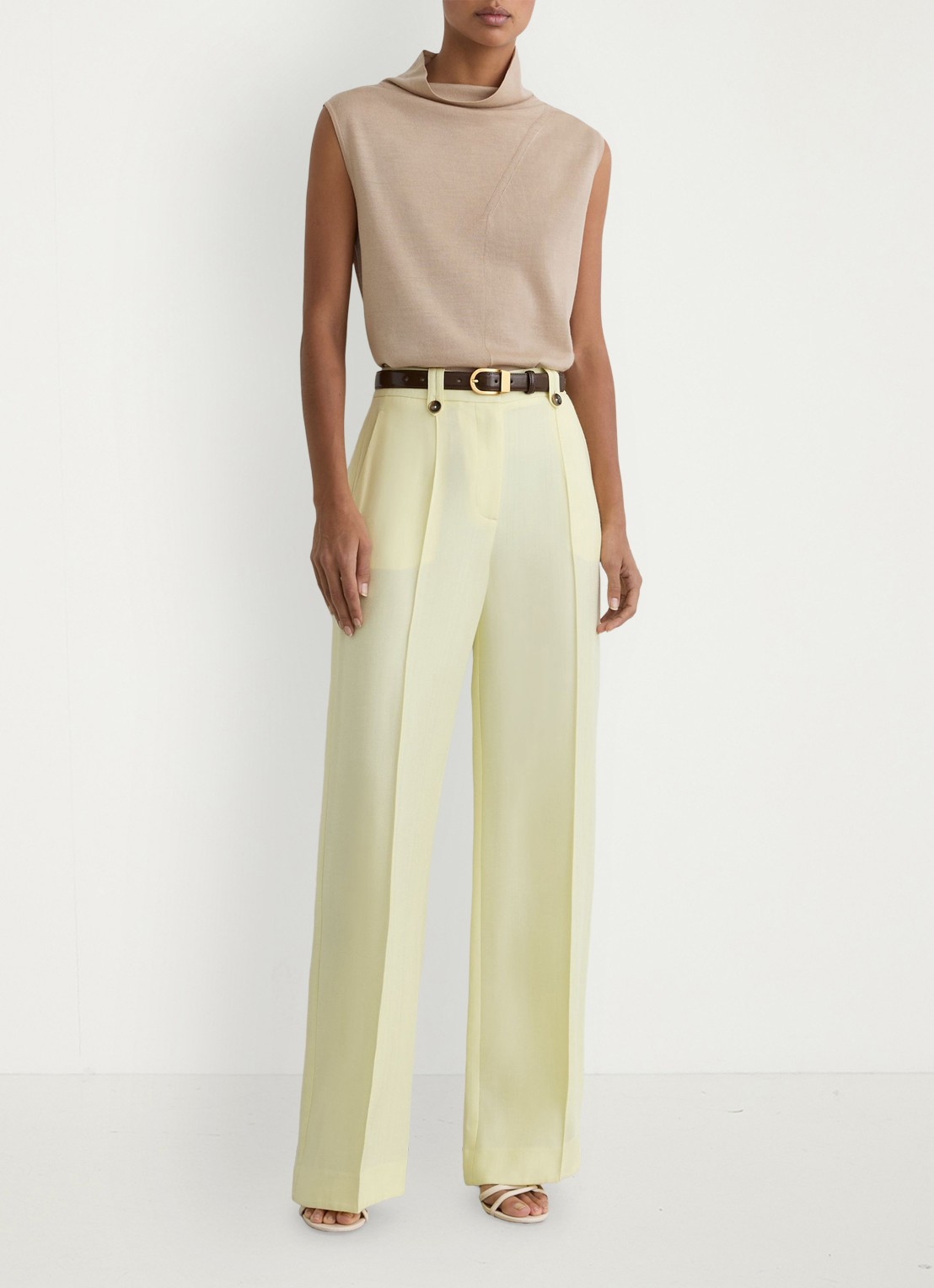 Reiss Honey top van wol met col - voorkant 3 beige