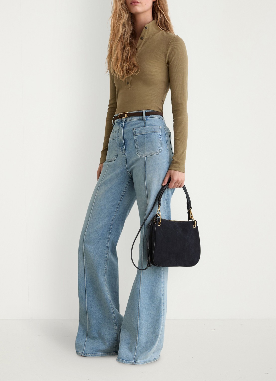 Reiss Ida top opstaande kraag - voorkant 2 donkerbeige